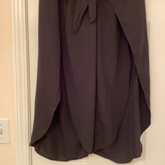 Split Leg Crop Pant - Picture 6 of 7